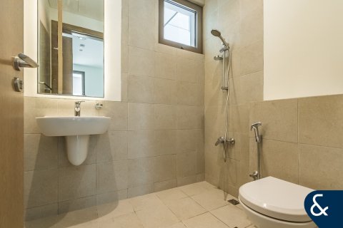 Villa in Al Furjan, Dubai 4 bedrooms, 408 sq.m. № 76328 - photo 12