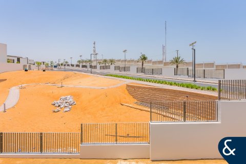 Villa in Al Furjan, Dubai 4 bedrooms, 408 sq.m. № 76328 - photo 24