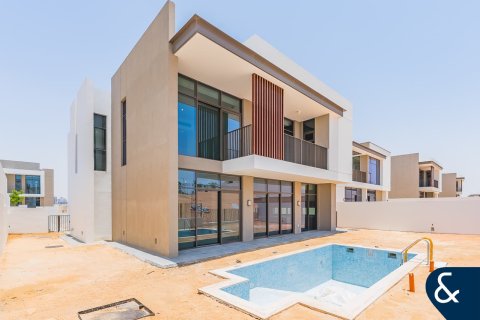 Villa in Al Furjan, Dubai 4 bedrooms, 408 sq.m. № 76328 - photo 2