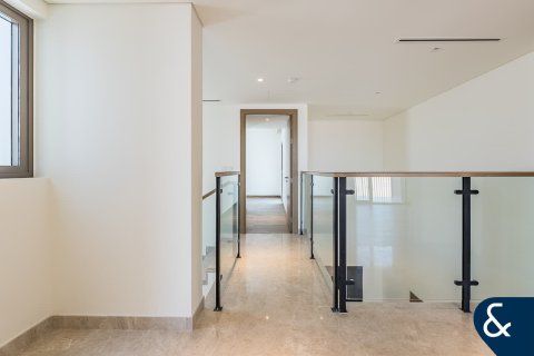 Villa in Al Furjan, Dubai 4 bedrooms, 408 sq.m. № 76328 - photo 20