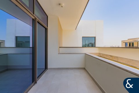 Villa in Al Furjan, Dubai 4 bedrooms, 408 sq.m. № 76328 - photo 21