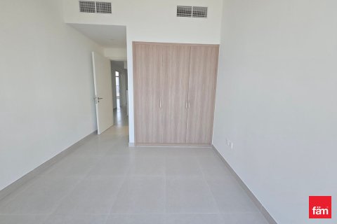 Купить виллу в Дубае: 4 спальни, 253м², № 90432 - фото 14