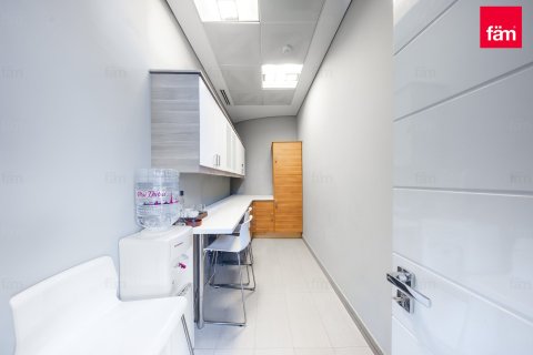 Office in Business Bay, Dubai 204.4 sq.m. № 90434 - photo 12