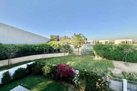 Villa en Dubai Hills Estate, Dubai, 4 dormitorios, 444 m², № 47301 - foto 2