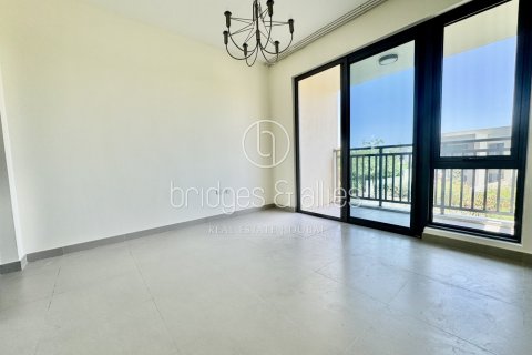 Снять в аренду виллу в Дубай Хилс Эстейт, Дубай: 3 спальни, 194.6м², № 47306 - фото 5
