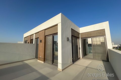 Villa en Dubai, 4 dormitorios, 316.8 m², № 47300 - foto 11