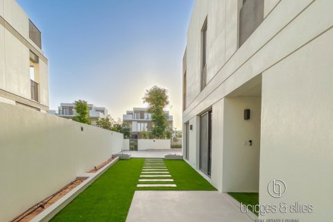 Villa en Dubai, 4 dormitorios, 316.8 m², № 47300 - foto 13