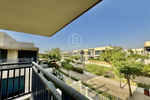 Villa in Dubai Hills Estate, Dubai 5 bedrooms, 254.1 sq.m. № 47295 - photo 1