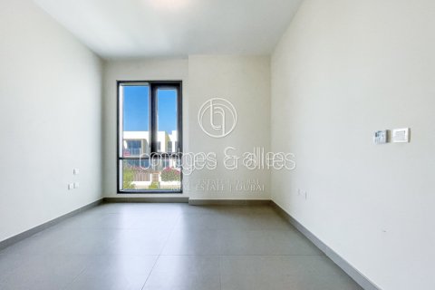 Снять в аренду виллу в Дубай Хилс Эстейт, Дубай: 4 спальни, 228.7м², № 47298 - фото 22