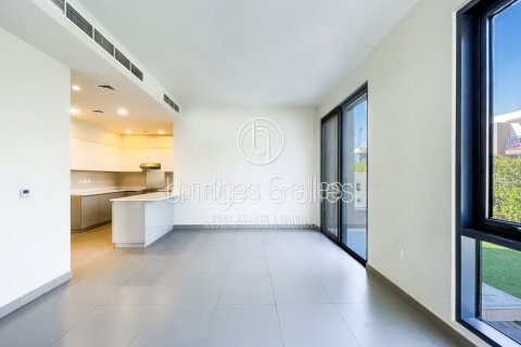 Снять в аренду виллу в Дубай Хилс Эстейт, Дубай: 4 спальни, 228.7м², № 47298 - фото 10