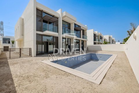 Villa en District One, Mohammed Bin Rashid City, Dubai, 6 dormitorios, 788.38 m², № 126726