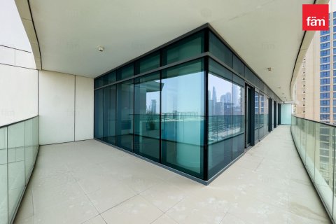 Apartment in Dubai Harbour, Dubai 3 bedrooms, 180.2 sq.m. № 139495 - photo 8