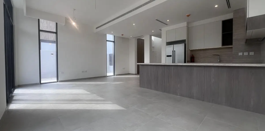 Maison de ville à Dubai, 4 chambres, 258 m², № 139496