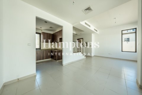 Снять в аренду таунхаус в Al Reem, Арабиан Ранчес, Дубай: 3 спальни, 326.98976007м², № 72077 - фото 3