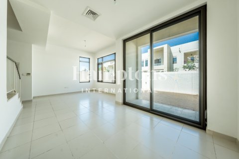 Снять в аренду таунхаус в Al Reem, Арабиан Ранчес, Дубай: 3 спальни, 326.98976007м², № 72077 - фото 5