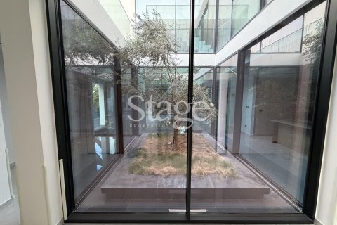 Villa en Al Barari, Dubai, 5 dormitorios, 442 m², № 72075 - foto 5