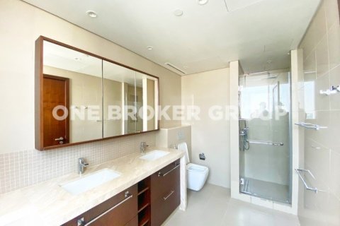Appartement à Boulevard Point, Downtown Dubai (Downtown Burj Dubai), Dubai, 3 chambres, 195.5 m², № 694 - photo 15