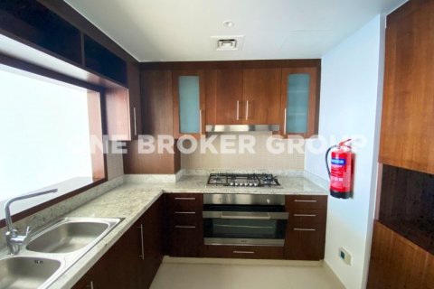 Appartement à Boulevard Point, Downtown Dubai (Downtown Burj Dubai), Dubai, 3 chambres, 195.5 m², № 694 - photo 4