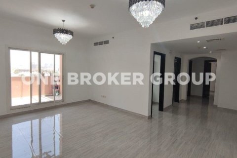 Купить квартиру в Джумейра Вилладж Серкл, Дубай: 2 спальни, 120.9м², № 695 - фото 2