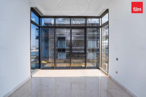 Снять в аренду квартиру в Дубае: 3 спальни, 175.5м², № 60203 - фото 19