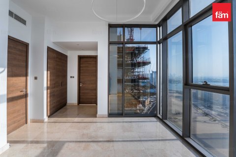 Снять в аренду квартиру в Дубае: 3 спальни, 175.5м², № 60203 - фото 11