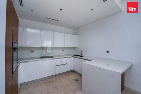 Снять в аренду квартиру в Дубае: 3 спальни, 175.5м², № 60203 - фото 16