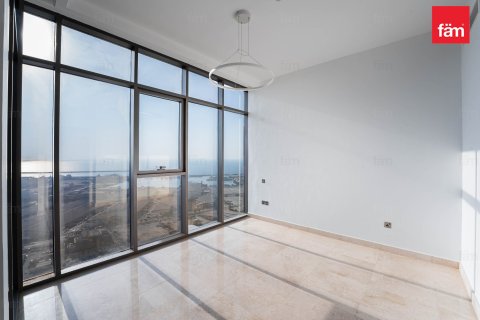 Снять в аренду квартиру в Дубае: 3 спальни, 175.5м², № 60203 - фото 8