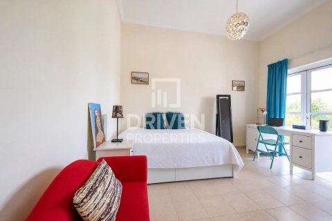 Villa in The Villa, Dubai 4 bedrooms, 606.01 sq.m. № 143057 - photo 9