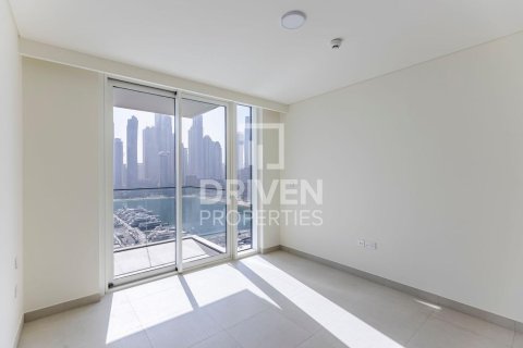 Apartment in EMAAR Beachfront, Dubai Harbour, Dubai 2 bedrooms, 114.27 sq.m. № 136839 - photo 6
