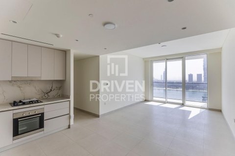 Apartment in EMAAR Beachfront, Dubai Harbour, Dubai 2 bedrooms, 114.27 sq.m. № 136839 - photo 4