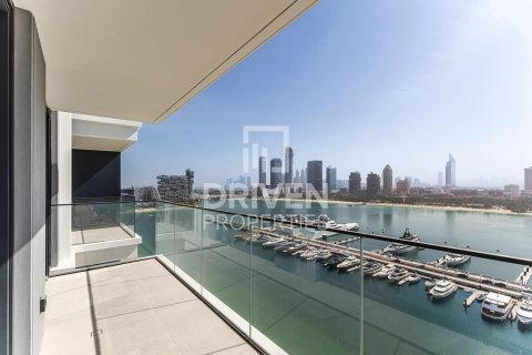 Apartment in EMAAR Beachfront, Dubai Harbour, Dubai 2 bedrooms, 114.27 sq.m. № 136839 - photo 11