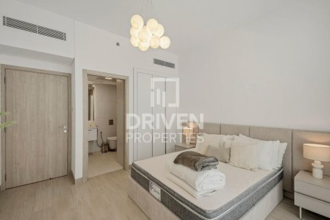 Apartment in Jumeirah Village Circle, Dubai 3 bedrooms, 121.8 sq.m. № 136829 - photo 9