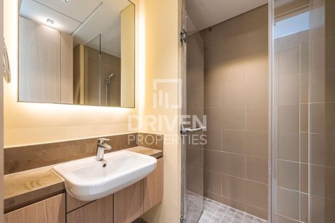 Apartment in Deira, Dubai 2 bedrooms, 120.87 sq.m. № 136837 - photo 9