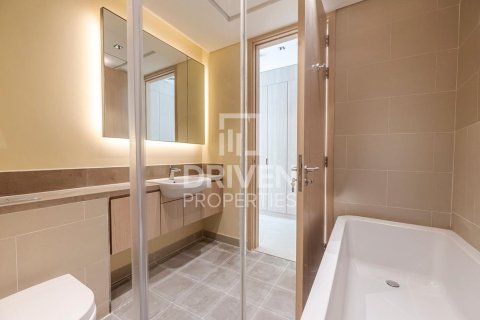 Apartment in Deira, Dubai 2 bedrooms, 120.87 sq.m. № 136837 - photo 10