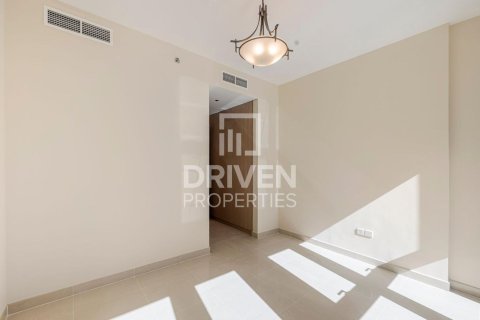 Apartment in Deira, Dubai 2 bedrooms, 120.87 sq.m. № 136837 - photo 5
