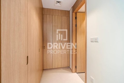 Apartment in Deira, Dubai 3 bedrooms, 177.63 sq.m. № 136838 - photo 11