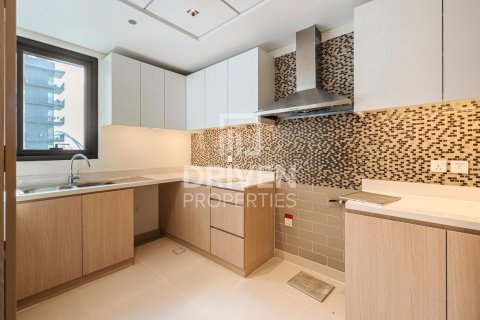 Apartment in Deira, Dubai 3 bedrooms, 177.63 sq.m. № 136838 - photo 13