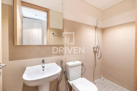 Apartment in Deira, Dubai 3 bedrooms, 177.63 sq.m. № 136838 - photo 17