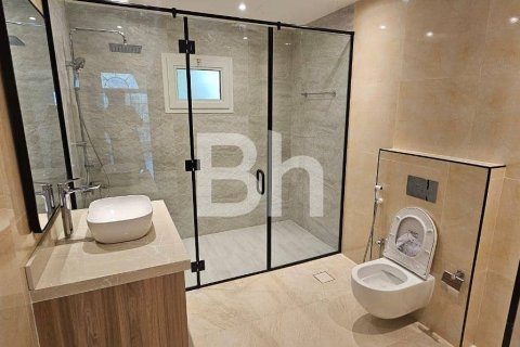 Villa en Mirdif, Dubai, 4 dormitorios, 1394 m², № 24426 - foto 26