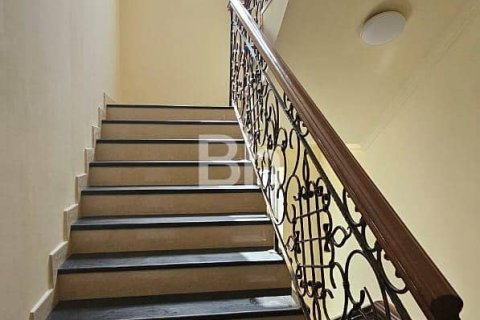 Villa en Mirdif, Dubai, 4 dormitorios, 1394 m², № 24426 - foto 25