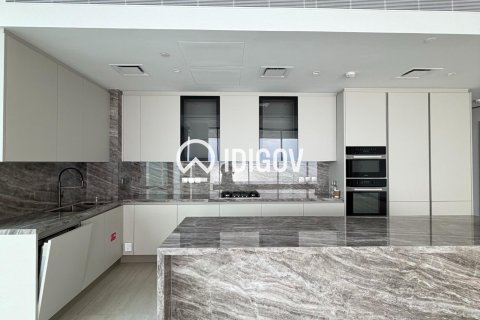 Apartment in Palm Jumeirah, Dubai 3 bedrooms, 294.5 sq.m. № 121068 - photo 3