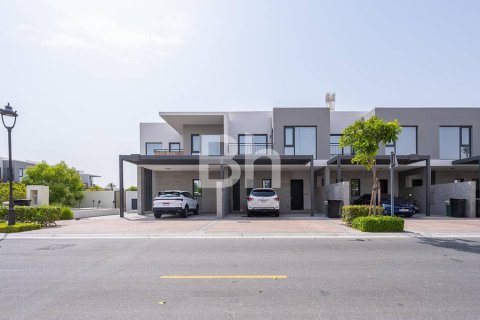 Villa in Arabian Ranches 2, Dubai 3 bedrooms, 140 sq.m. № 24886 - photo 1