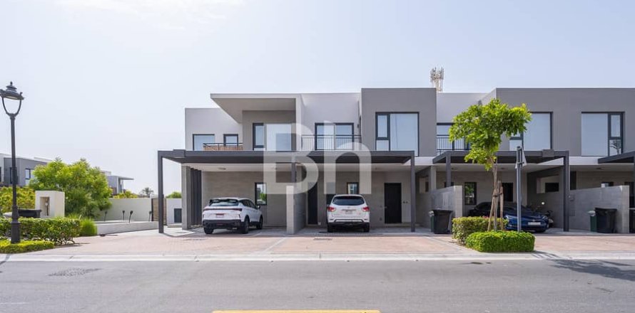 Villa in Arabian Ranches 2, Dubai 3 bedrooms, 140 sq.m. № 24886