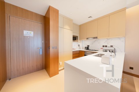 Apartment in Burj Khalifa, Dubai 2 bedrooms, 117 sq.m. № 13408 - photo 7