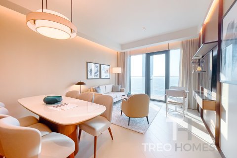 Apartment in Burj Khalifa, Dubai 2 bedrooms, 117 sq.m. № 13408 - photo 1