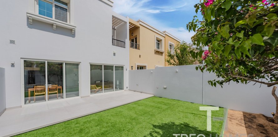 Villa in Arabian Ranches, Dubai 2 bedrooms, 165 sq.m. № 13417