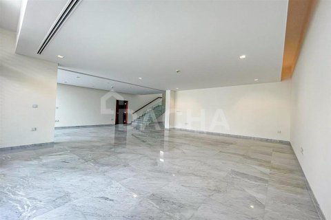 Villa en Dubai, 5 dormitorios, 626.4 m², № 7009 - foto 4