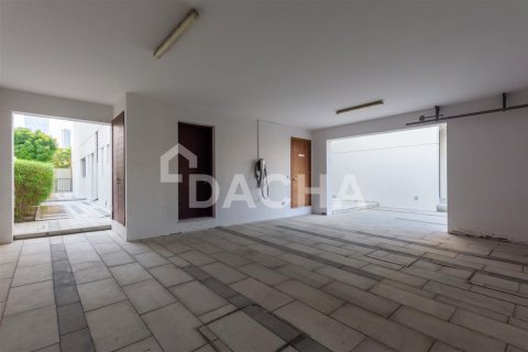 Villa en Dubai, 4 dormitorios, 464.8 m², № 7006 - foto 9