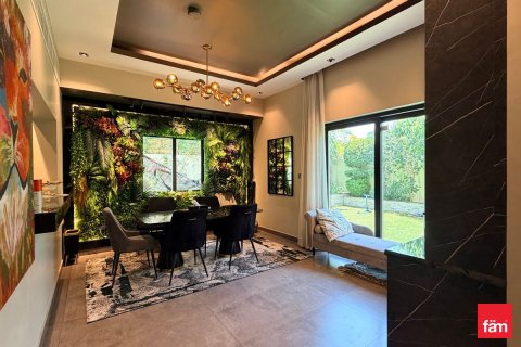 Villa en Dubai, 4 dormitorios, 410.4 m², № 114336 - foto 24