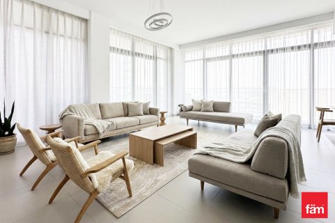Apartamento en Dubai, 3 dormitorios, 179.9 m², № 114346 - foto 2